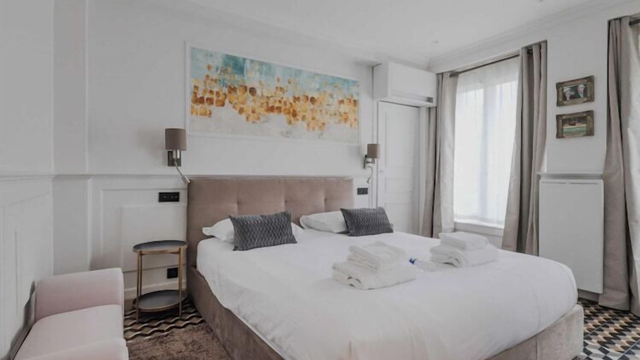 Photo of Bedroom in Quartier de la Plaine-de-Monceaux