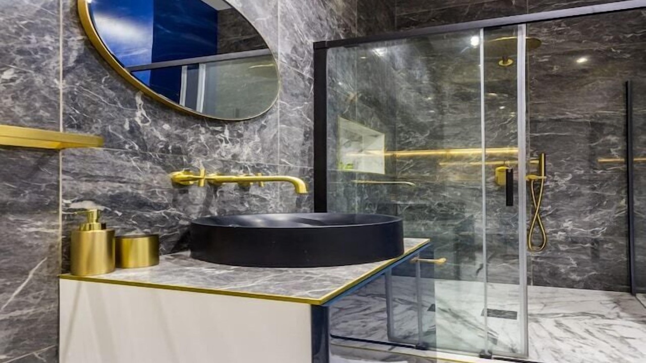 Photo of Bathroom in Chaillot