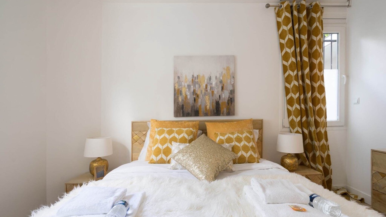 Photo of Bedroom in Quartier de la Maison-Blanche