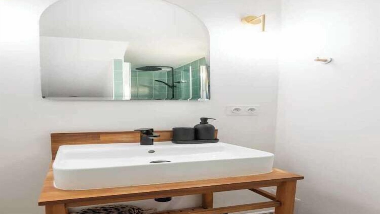Photo of Bathroom in Honfleur