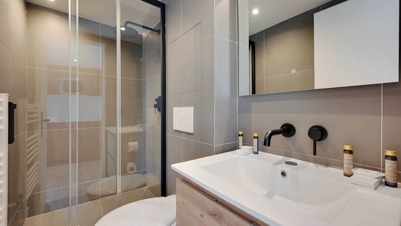Photo of Bathroom in Aubervilliers