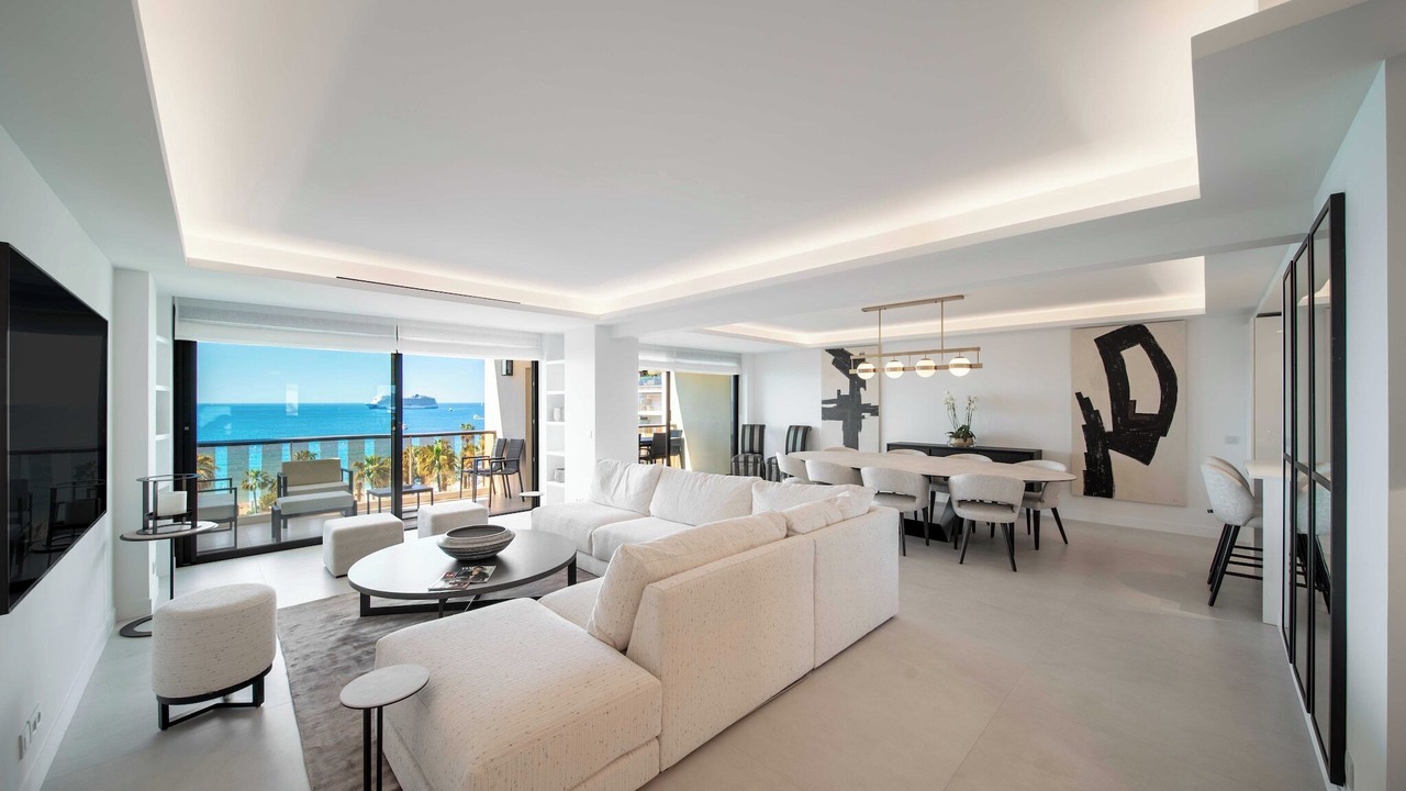 Photo of Livingroom in Cannes City Centre