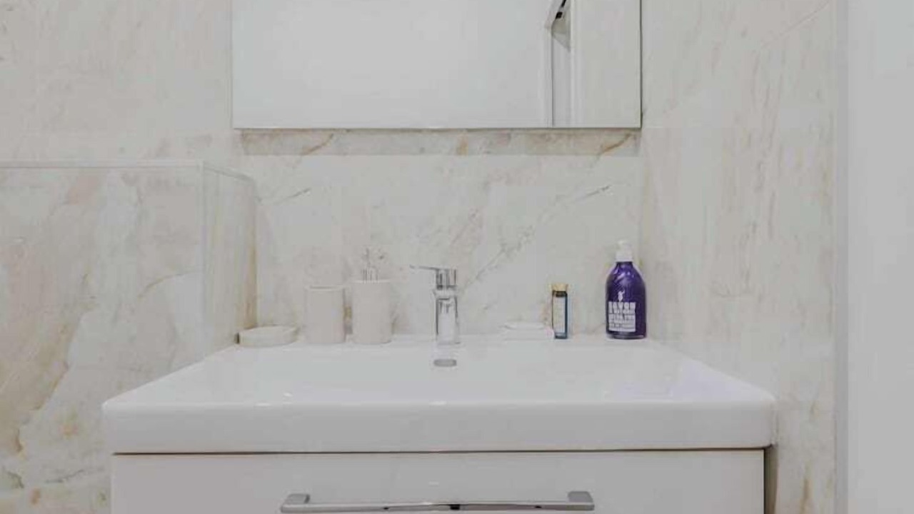 Photo of Bathroom in Val-de-Grace