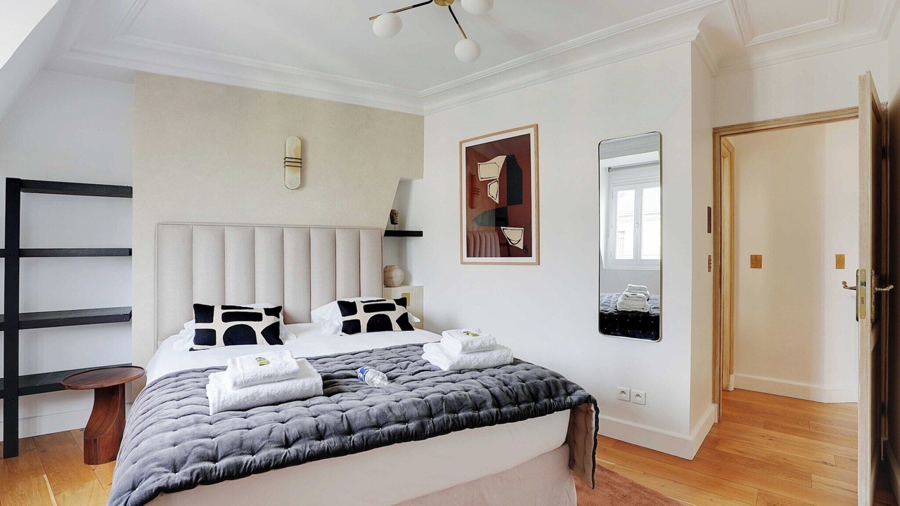 Photo of Bedroom in Faubourg-du-Roule