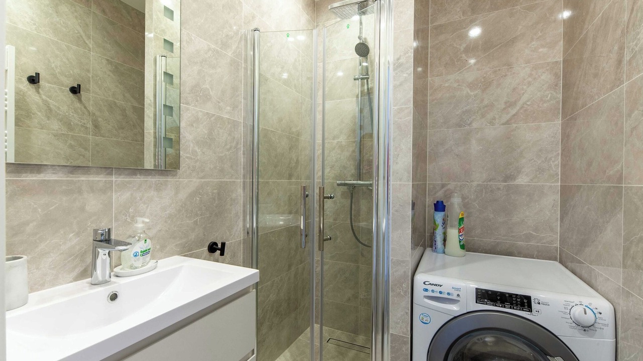 Photo of Bathroom in Deauville