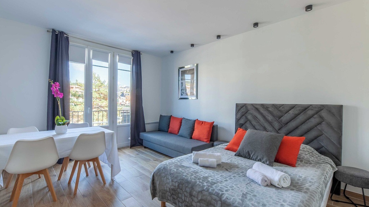 Photo of Bedroom in Deauville