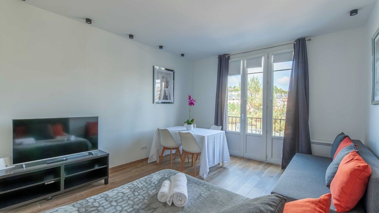 Photo of Livingroom in Deauville