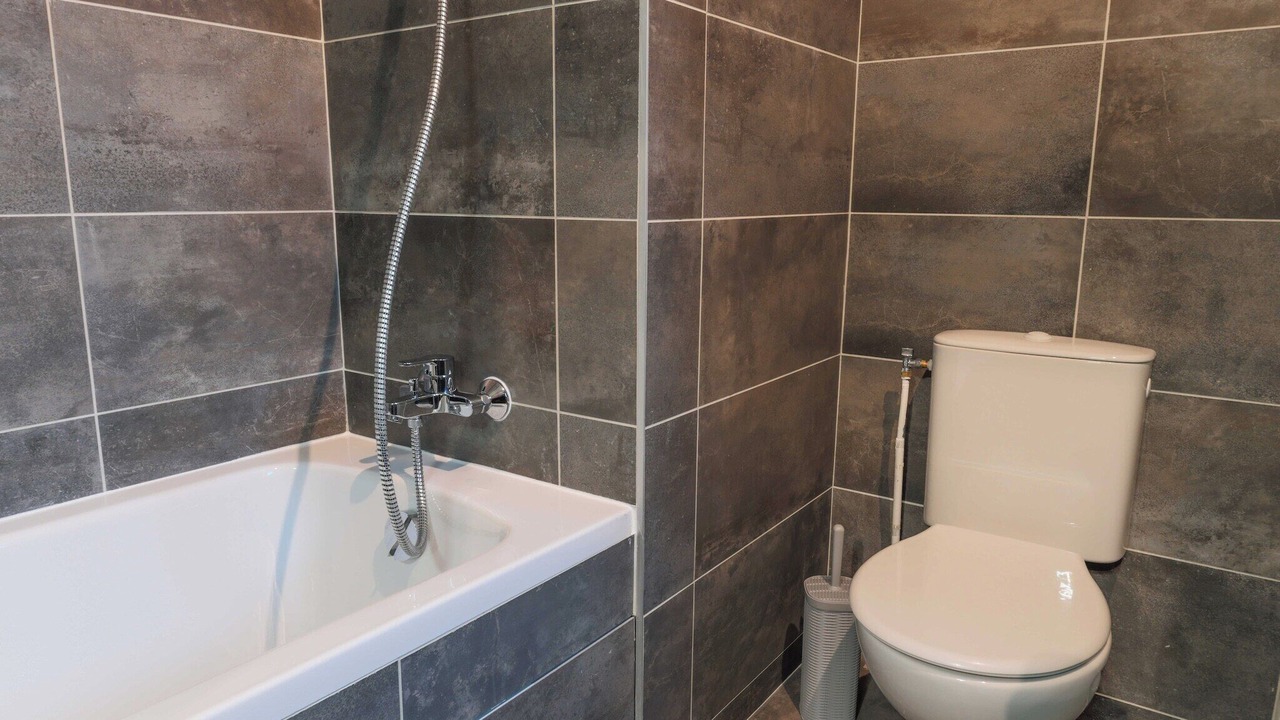 Photo of Bathroom in Montreuil