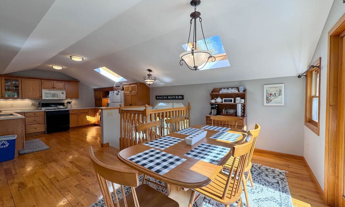 Photo of Others in Birchview by the Saco