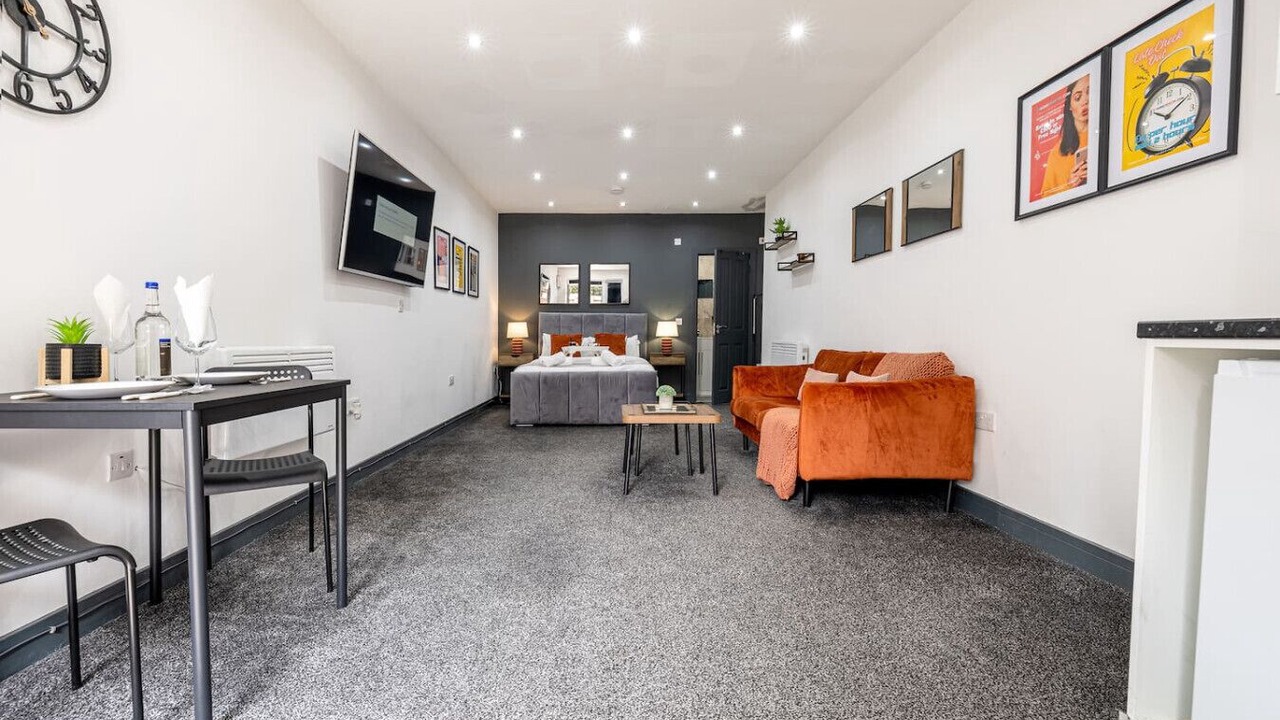 Photo of Livingroom in Cradley