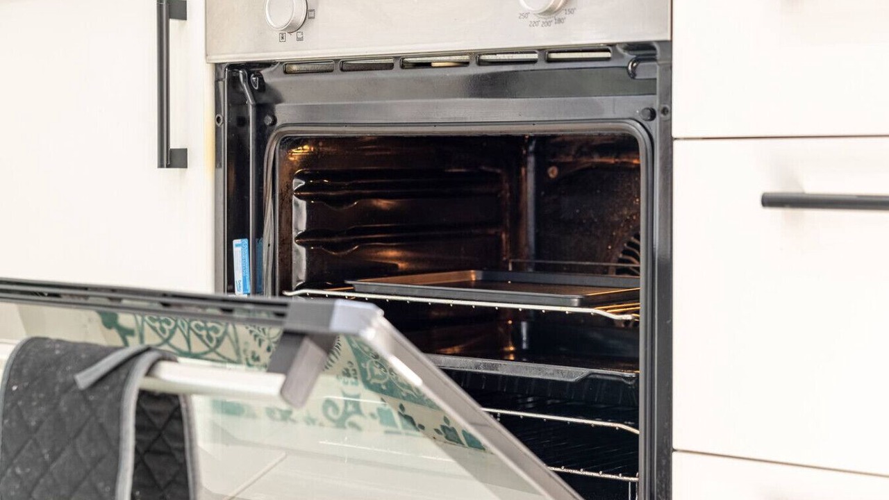 Photo of Others in Cradley