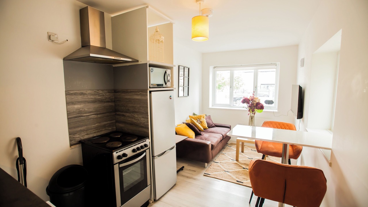 Photo of Others in Coombe Hill