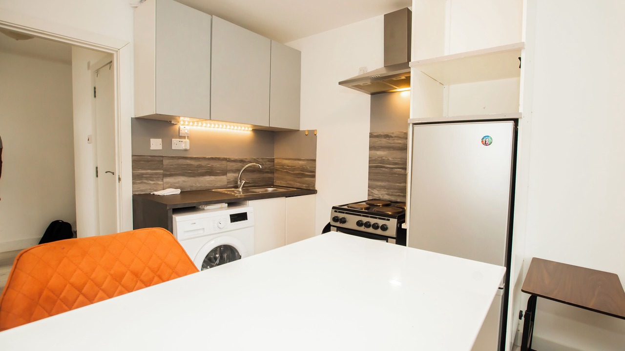 Photo of Kitchen in Coombe Hill