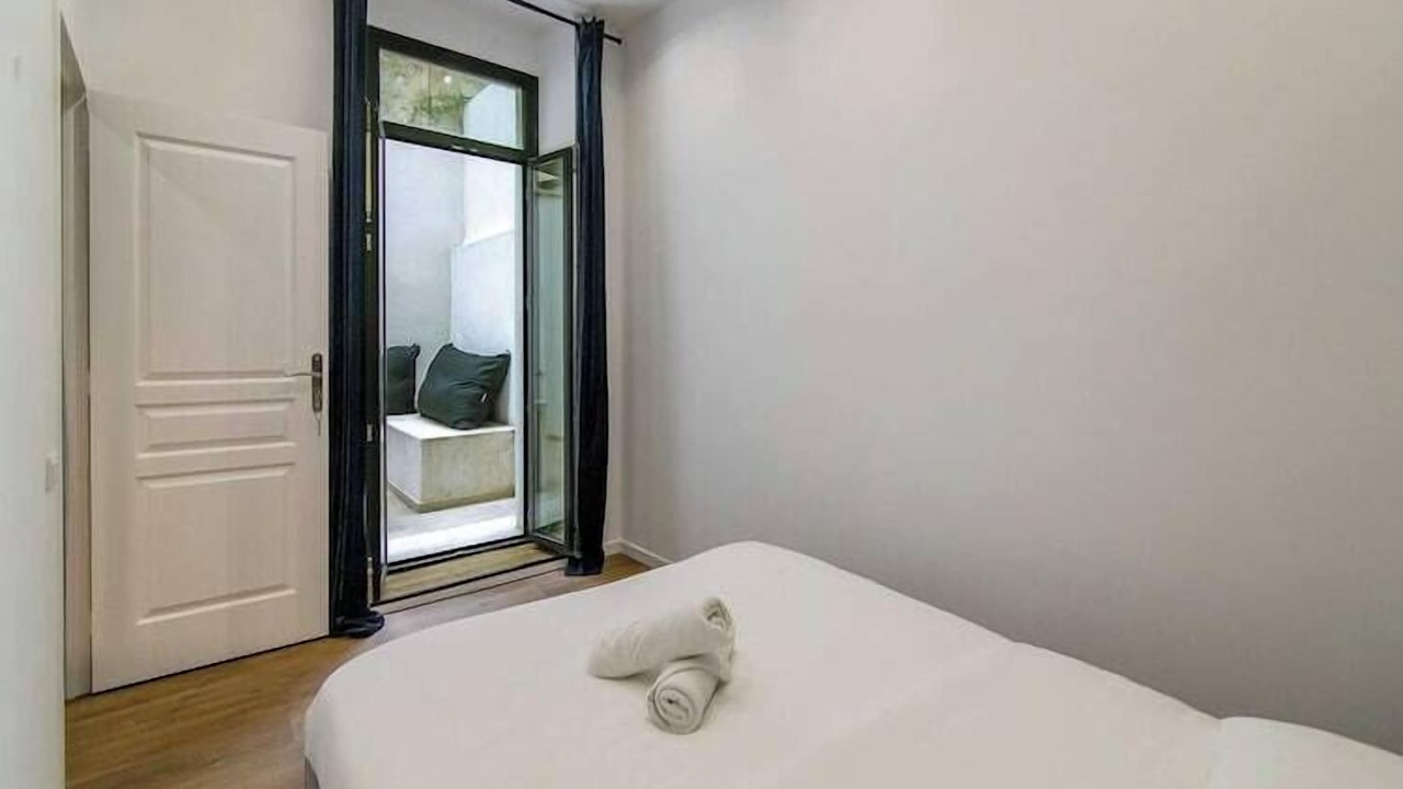 Photo of Bedroom in 6th Arrondissement