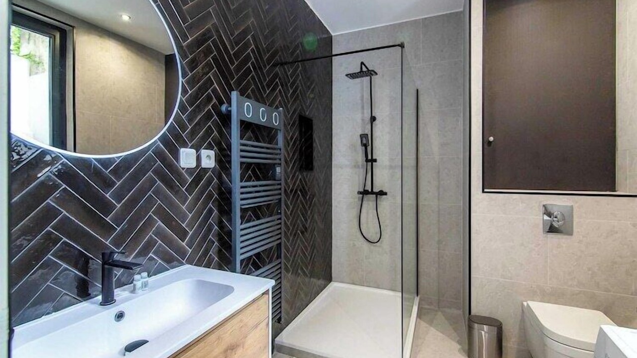 Photo of Bathroom in 6th Arrondissement
