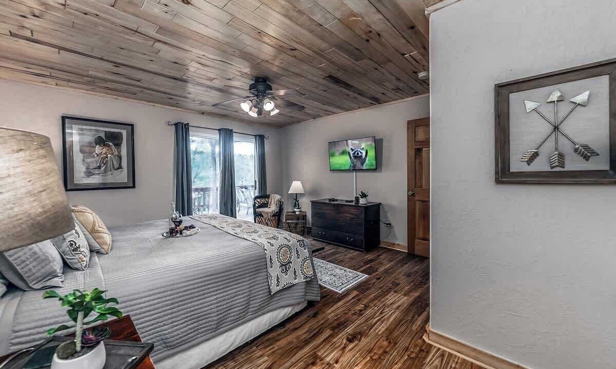 Photo of Bedroom in Ruidoso