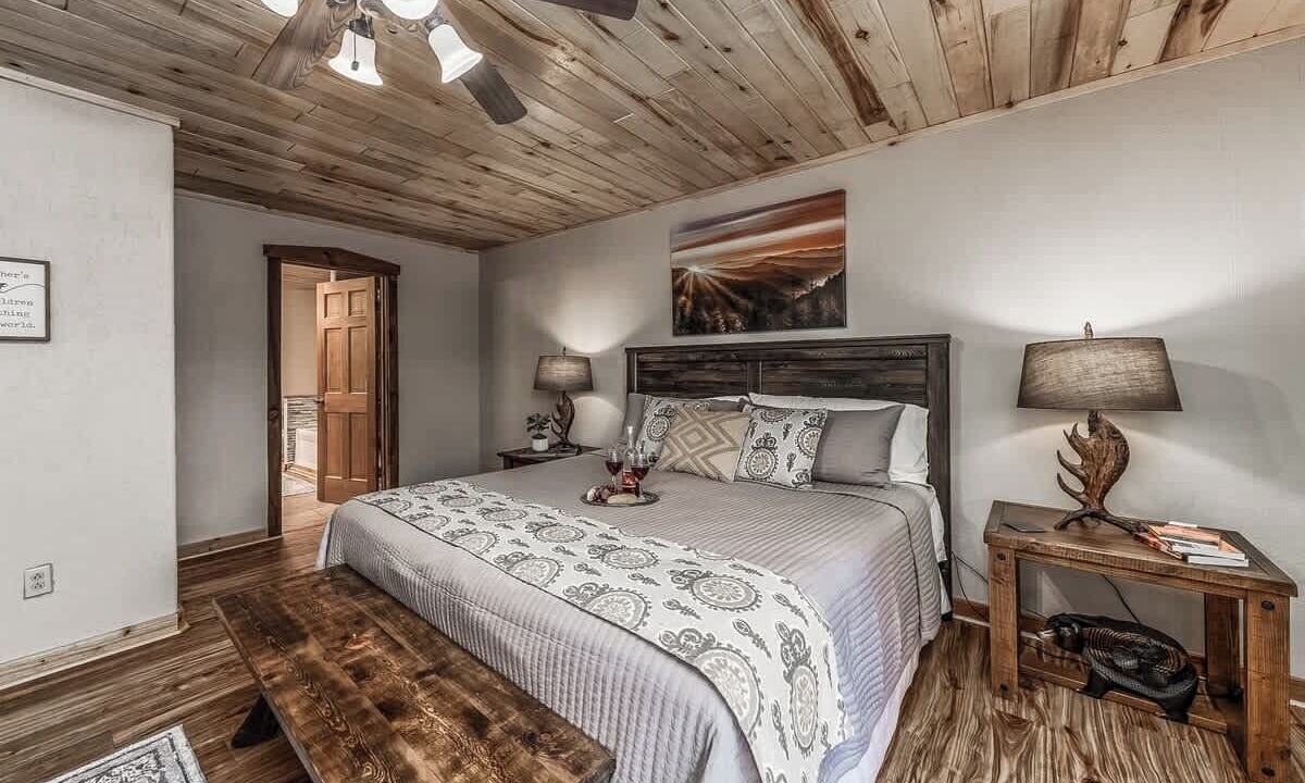 Photo of Bedroom in Ruidoso