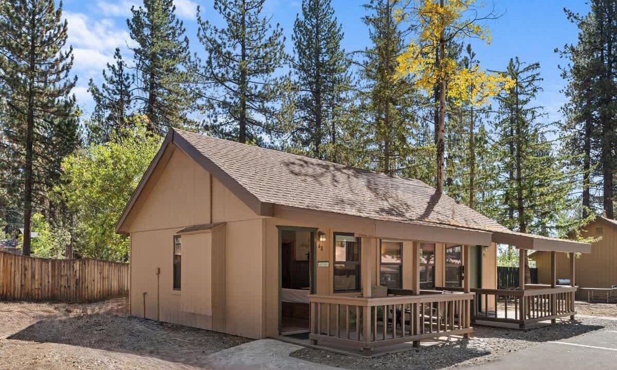 Photo of Others in Tahoe Vista