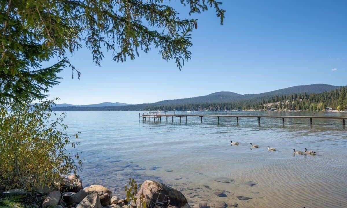 Photo of Others in Tahoe Vista