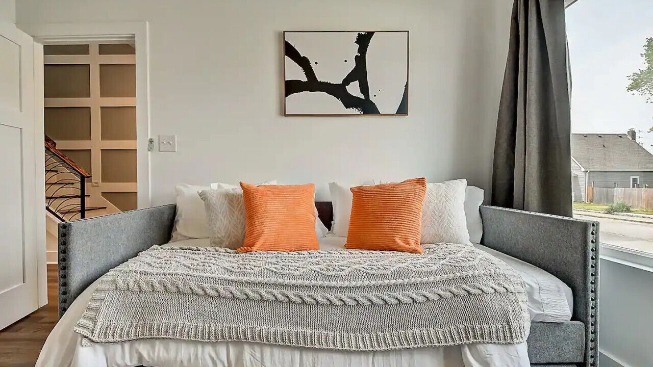 Photo of Bedroom in Fountain Square