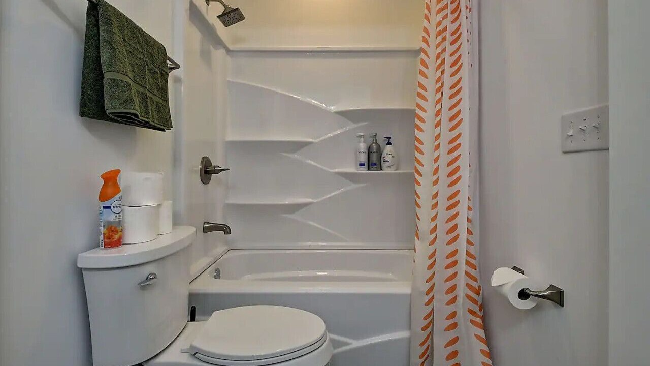 Photo of Bathroom in Fountain Square