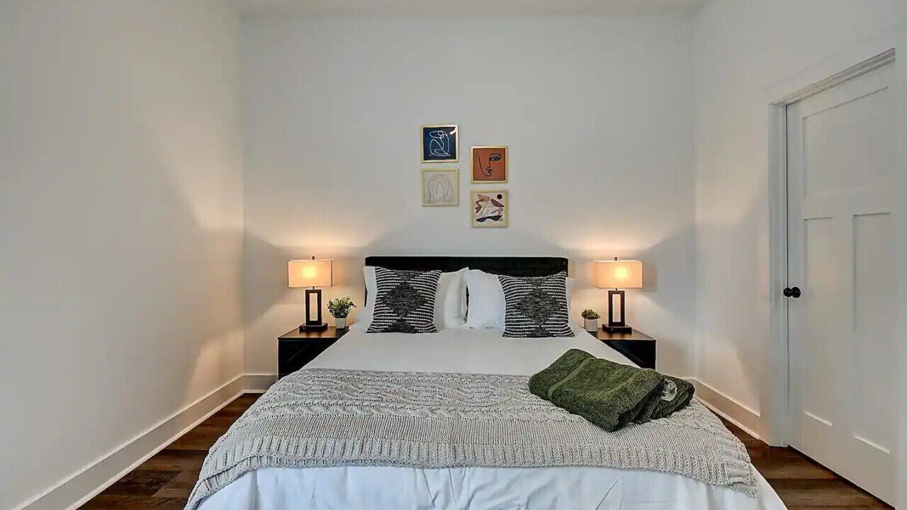 Photo of Bedroom in Fountain Square