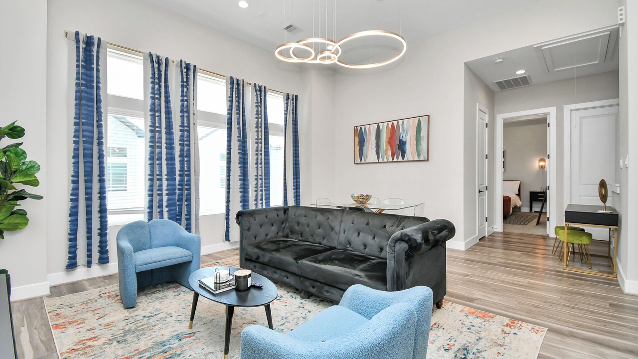 Photo of Livingroom in Brookhollow