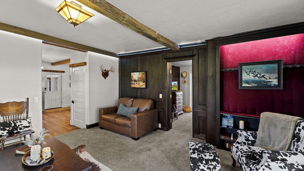 Photo of Livingroom in New Century