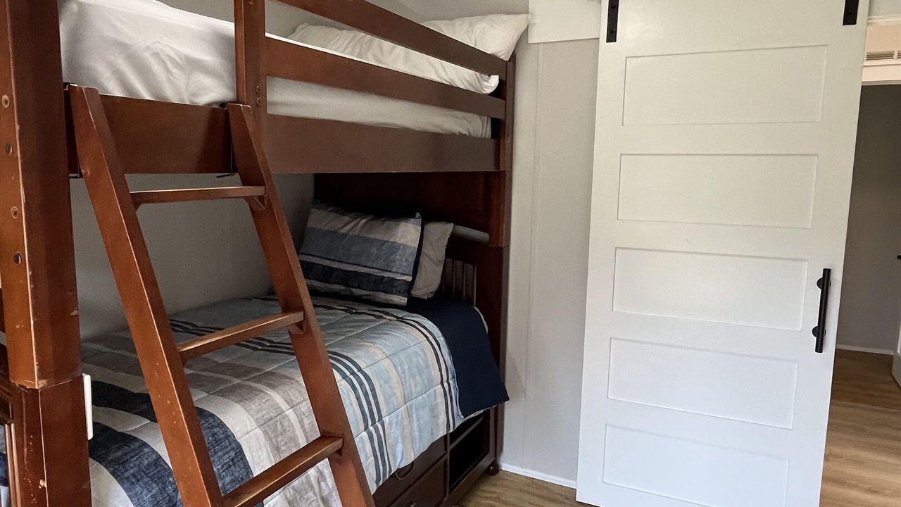 Photo of Bedroom in Oneonta