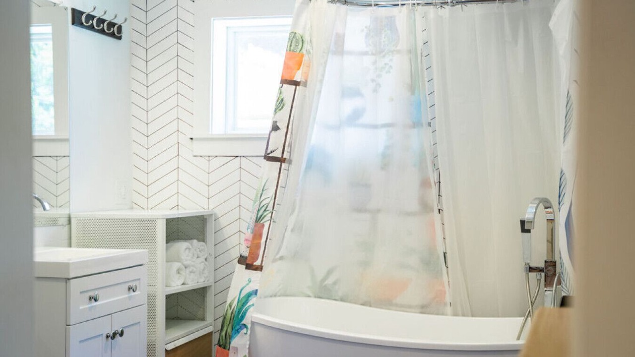 Photo of Bathroom in Chestnut