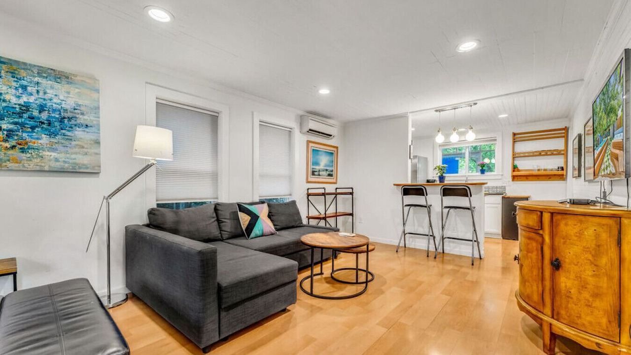 Photo of Livingroom in Chestnut