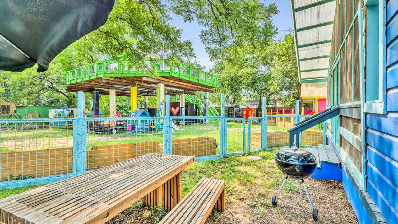 Photo of Outdoor in Chestnut
