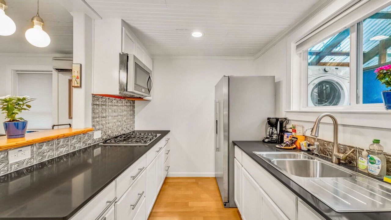 Photo of Kitchen in Chestnut