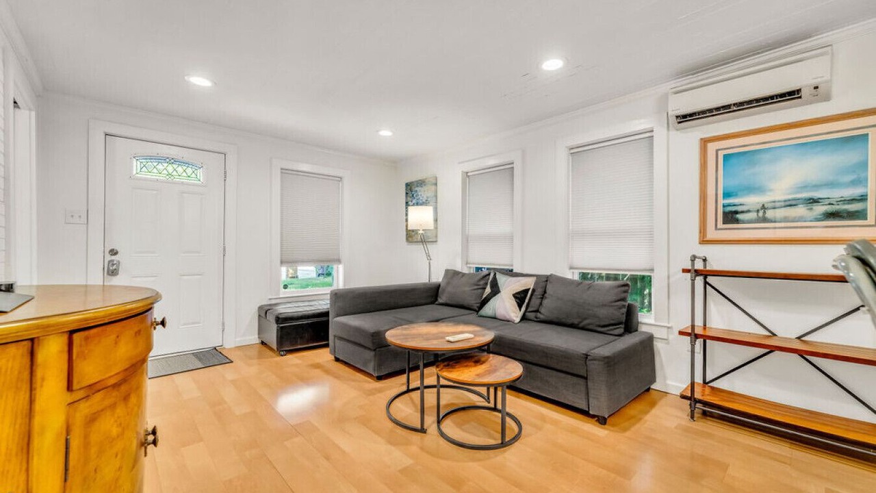 Photo of Livingroom in Chestnut