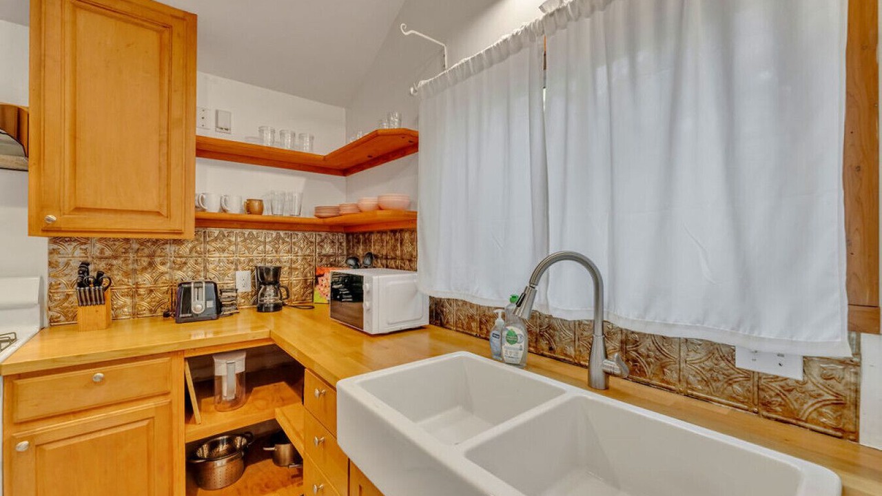 Photo of Kitchen in Chestnut