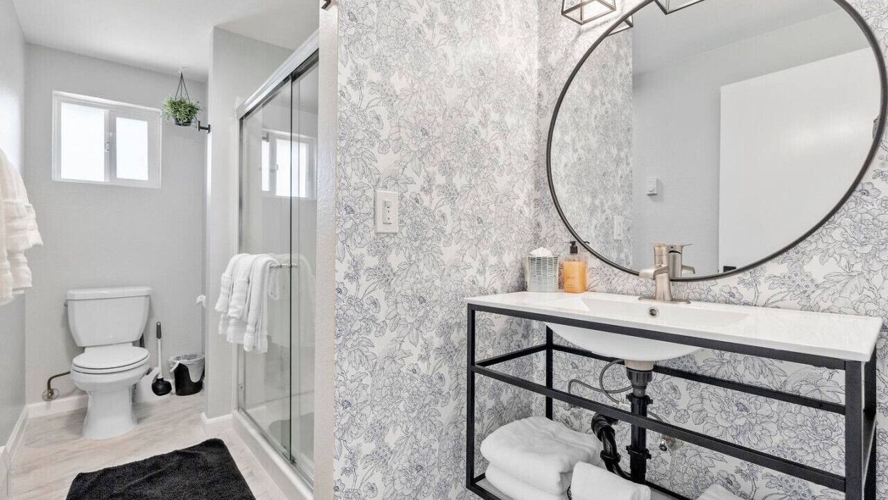 Photo of Bathroom in Crescent City North