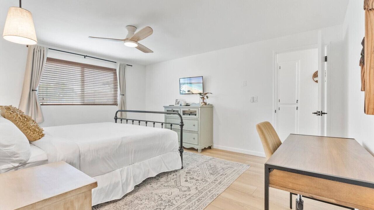 Photo of Bedroom in Crescent City North