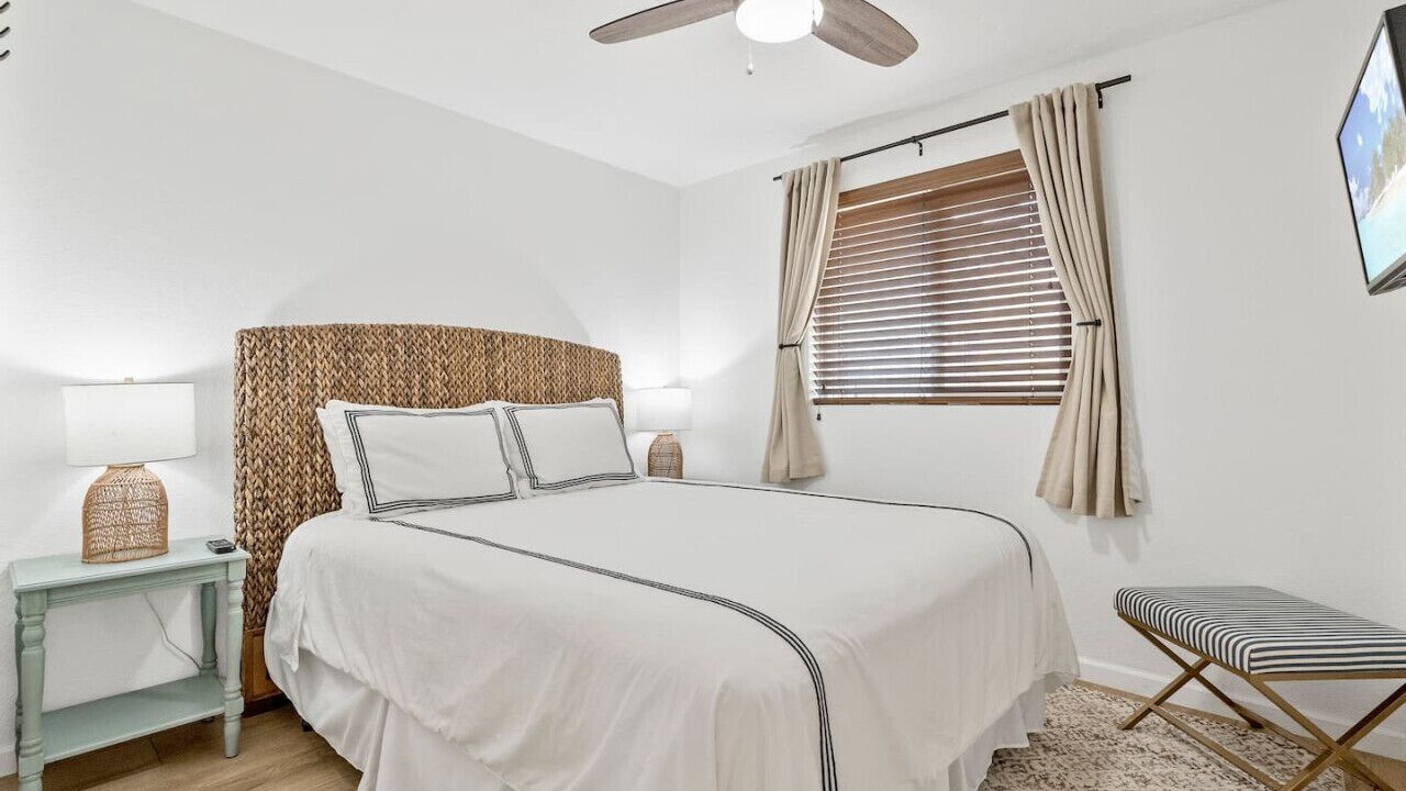 Photo of Bedroom in Crescent City North