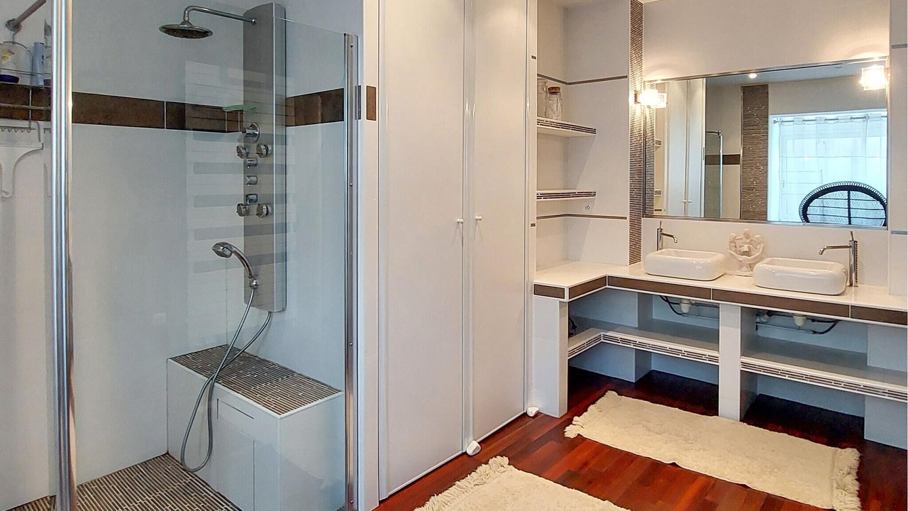 Photo of Bathroom in Castelnau-sur-Gupie
