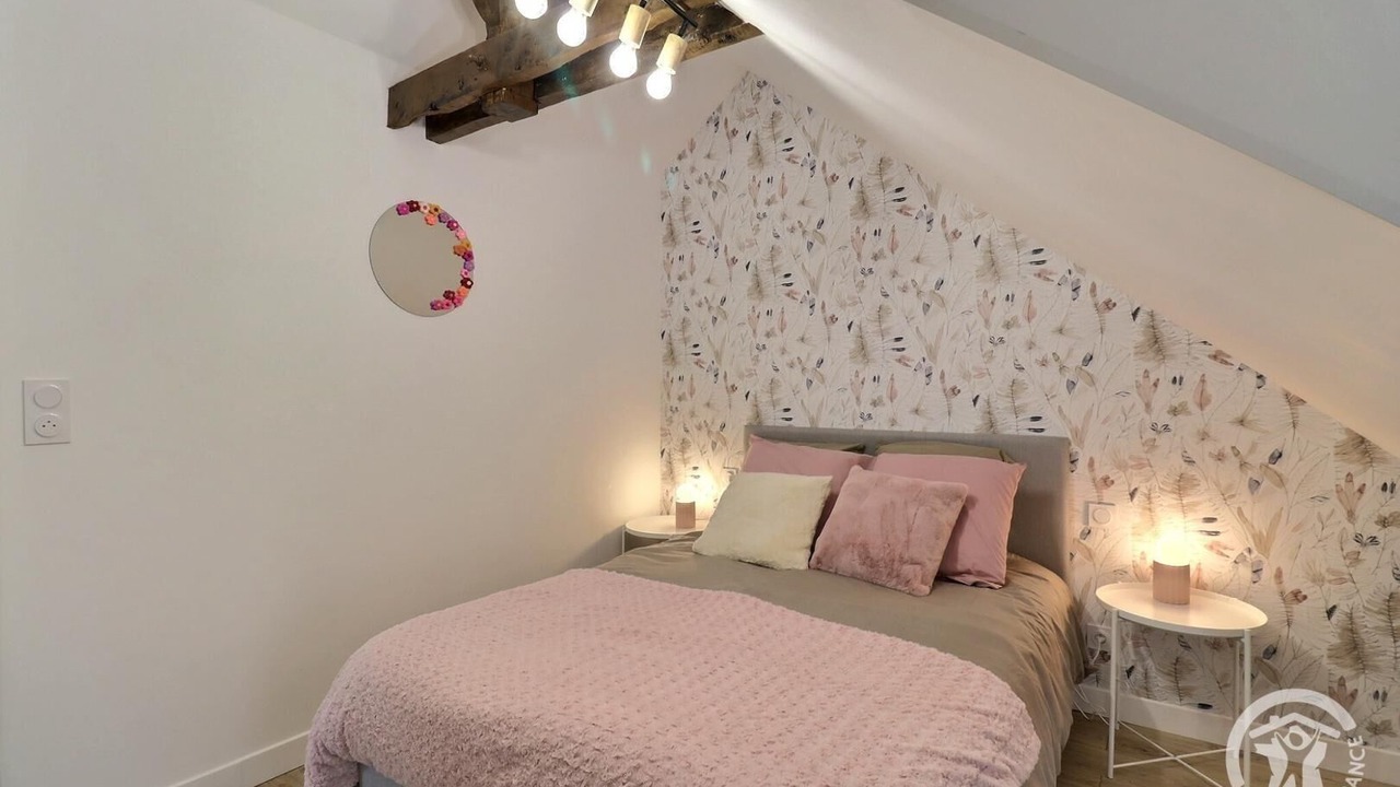 Photo of Bedroom in Mezieres-sur-Couesnon