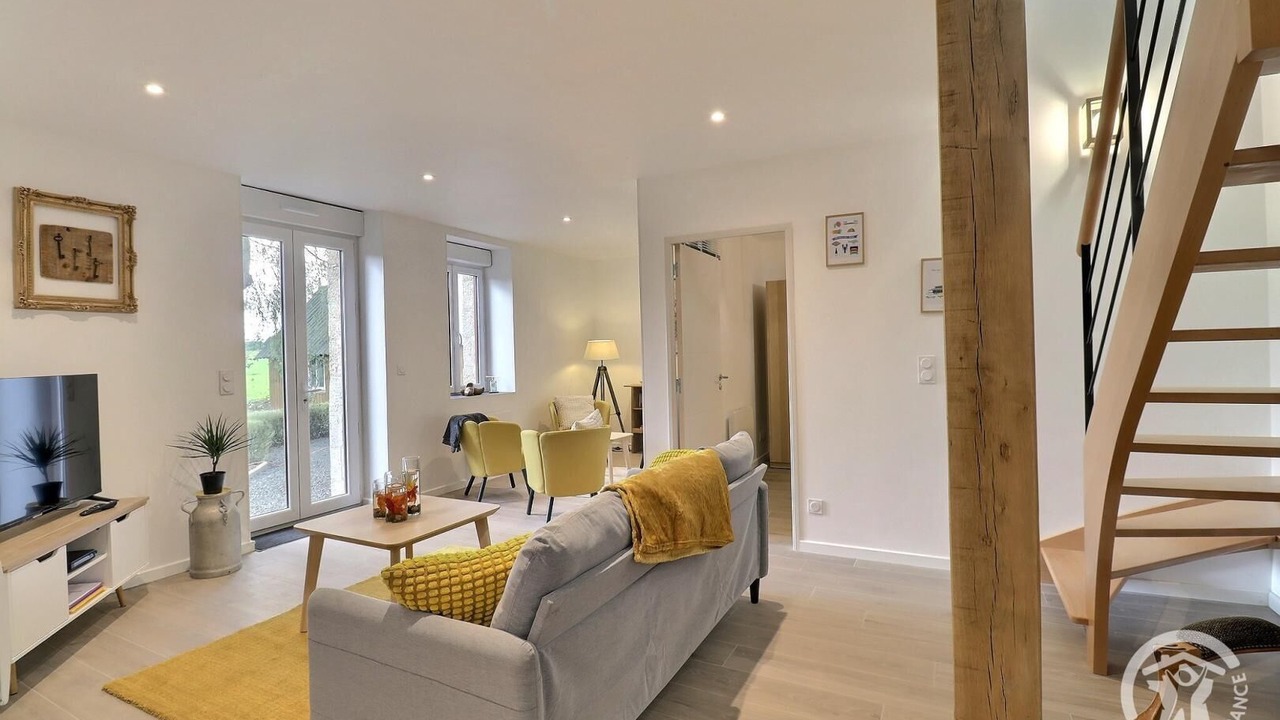Photo of Livingroom in Mezieres-sur-Couesnon