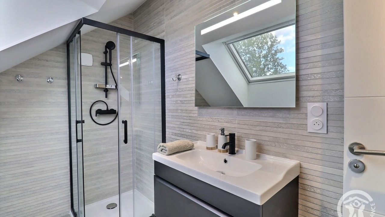 Photo of Bathroom in Mezieres-sur-Couesnon
