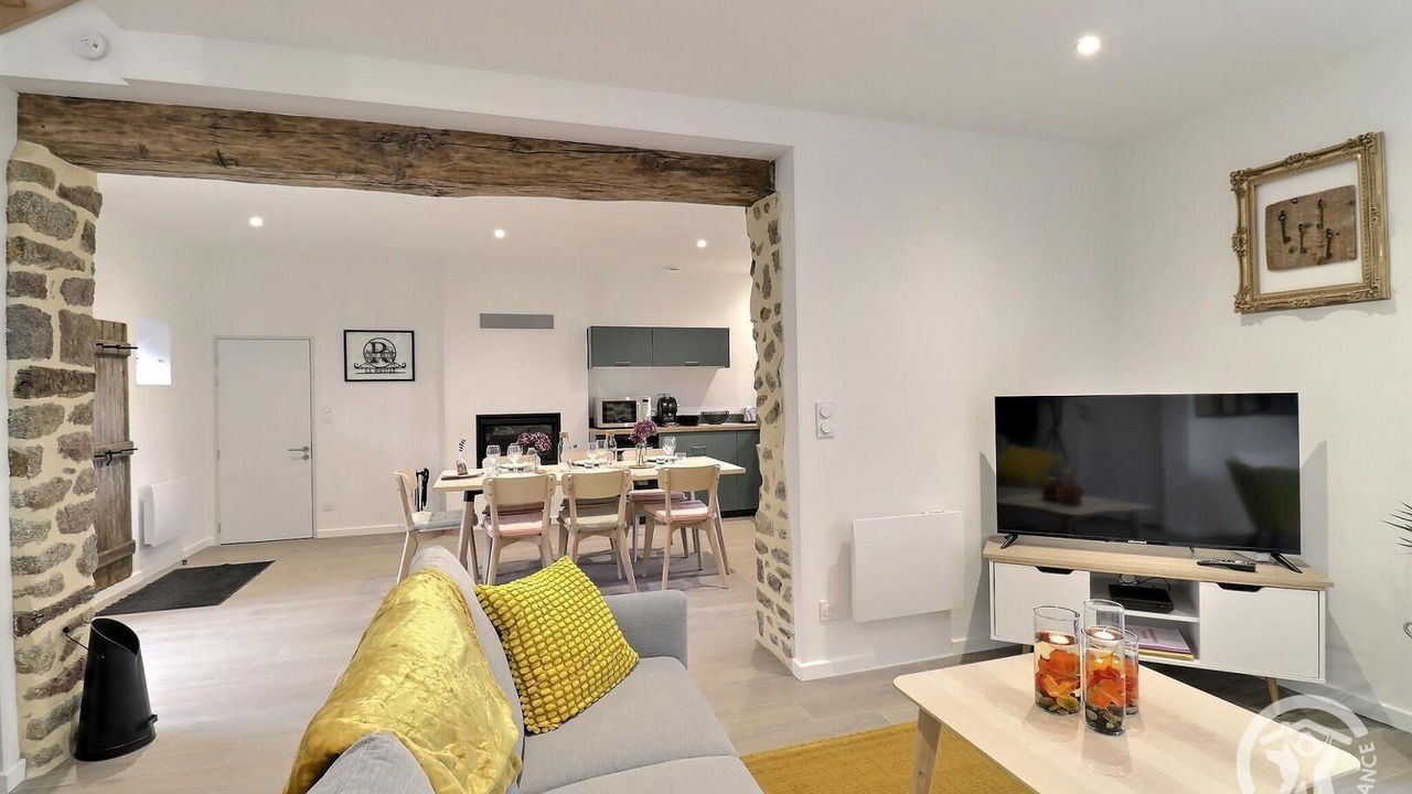 Photo of Livingroom in Mezieres-sur-Couesnon