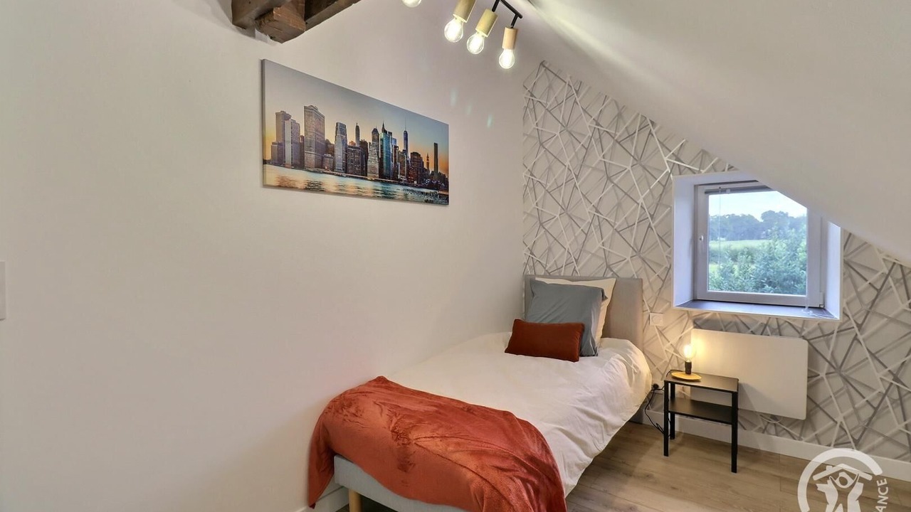 Photo of Bedroom in Mezieres-sur-Couesnon