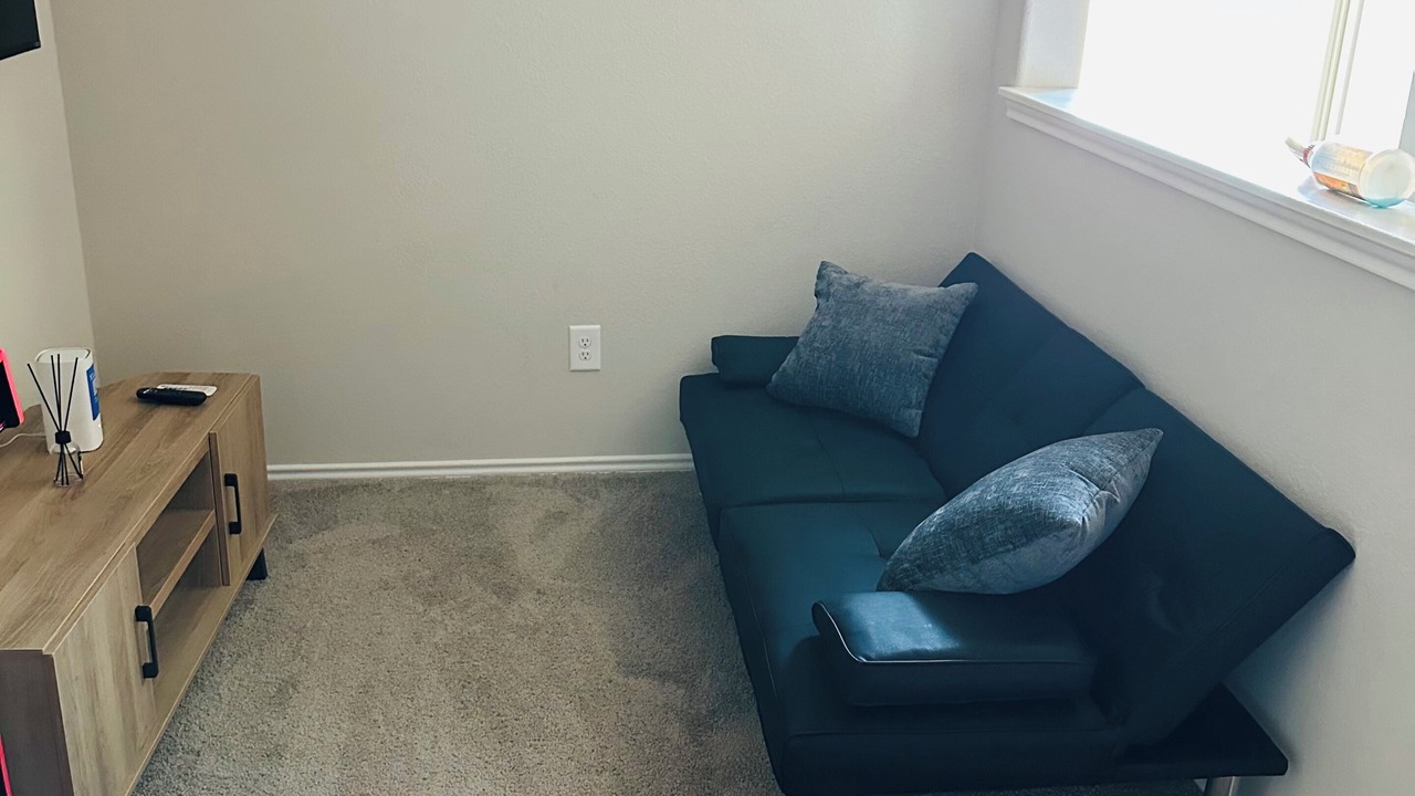 Photo of Livingroom in Northside