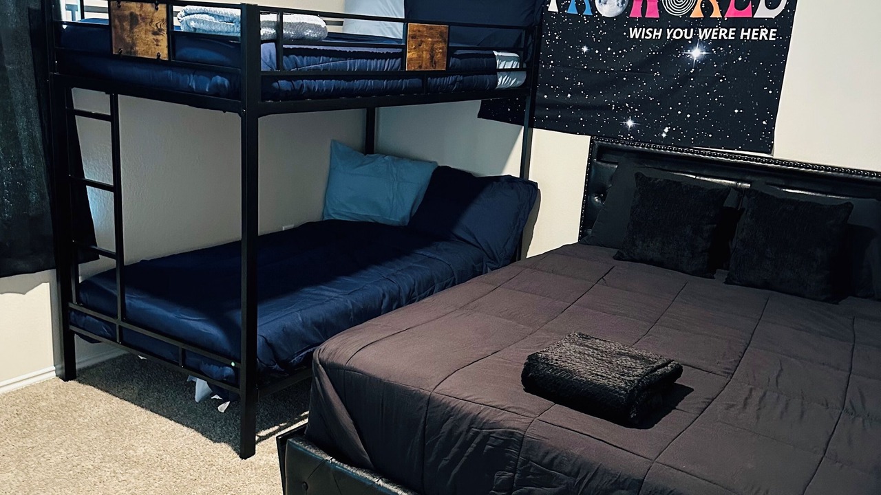 Photo of Bedroom in Northside
