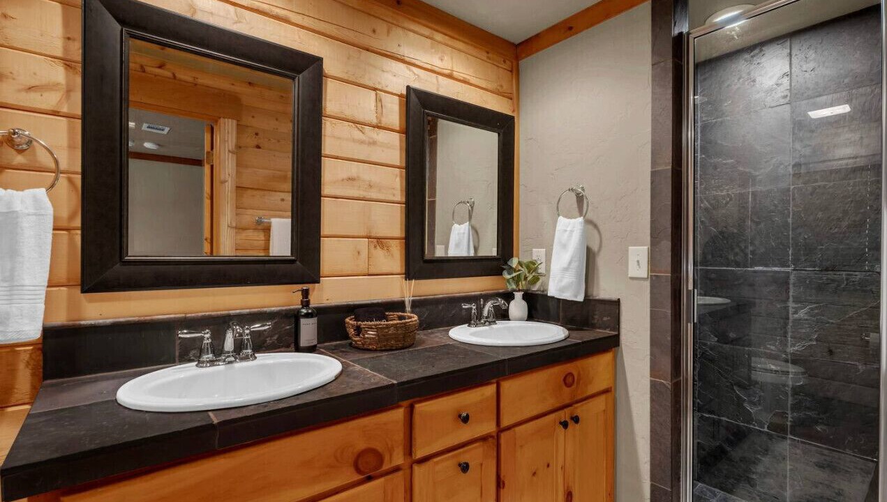Photo of Bathroom in Granite Shoals