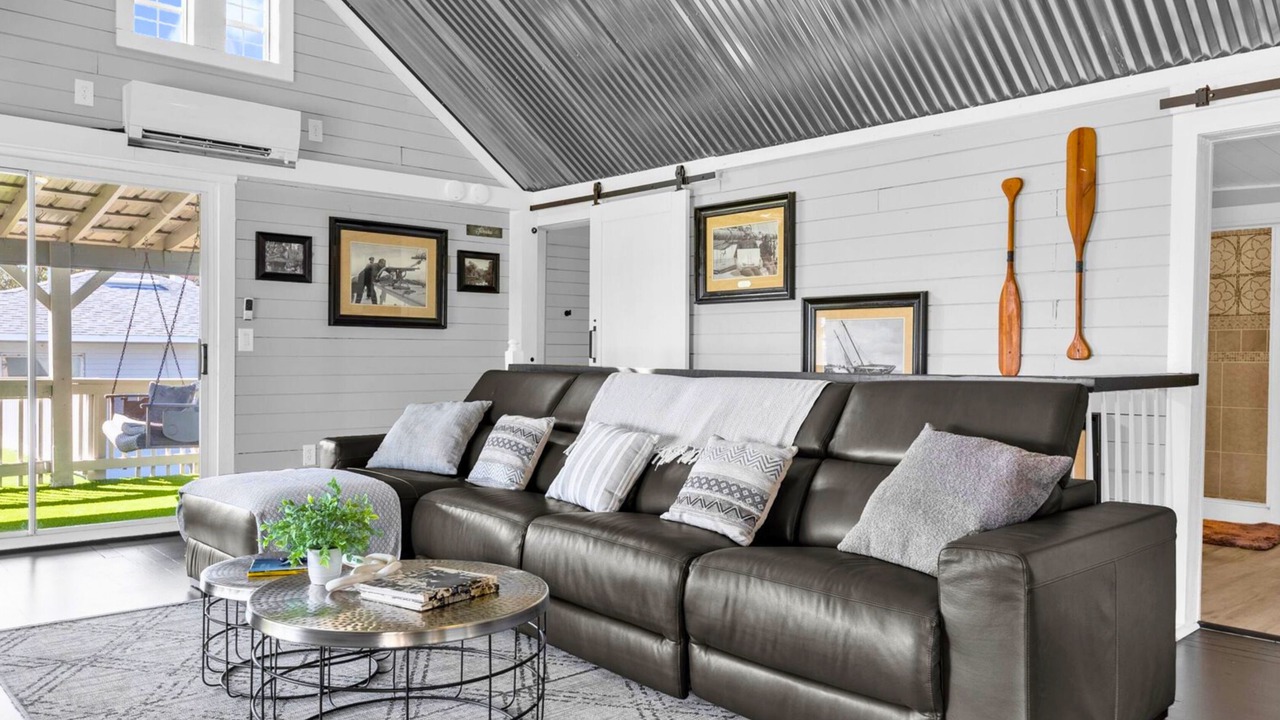 Photo of Others in Walkers Holly Hill