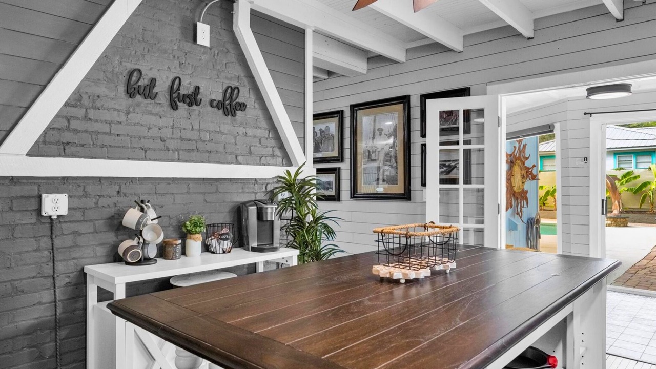 Photo of Others in Walkers Holly Hill