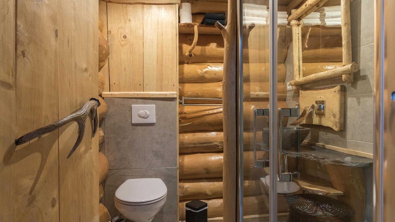 Photo of Bathroom in Malvezie